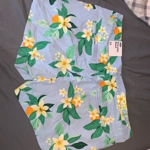 light blue flower print shorts